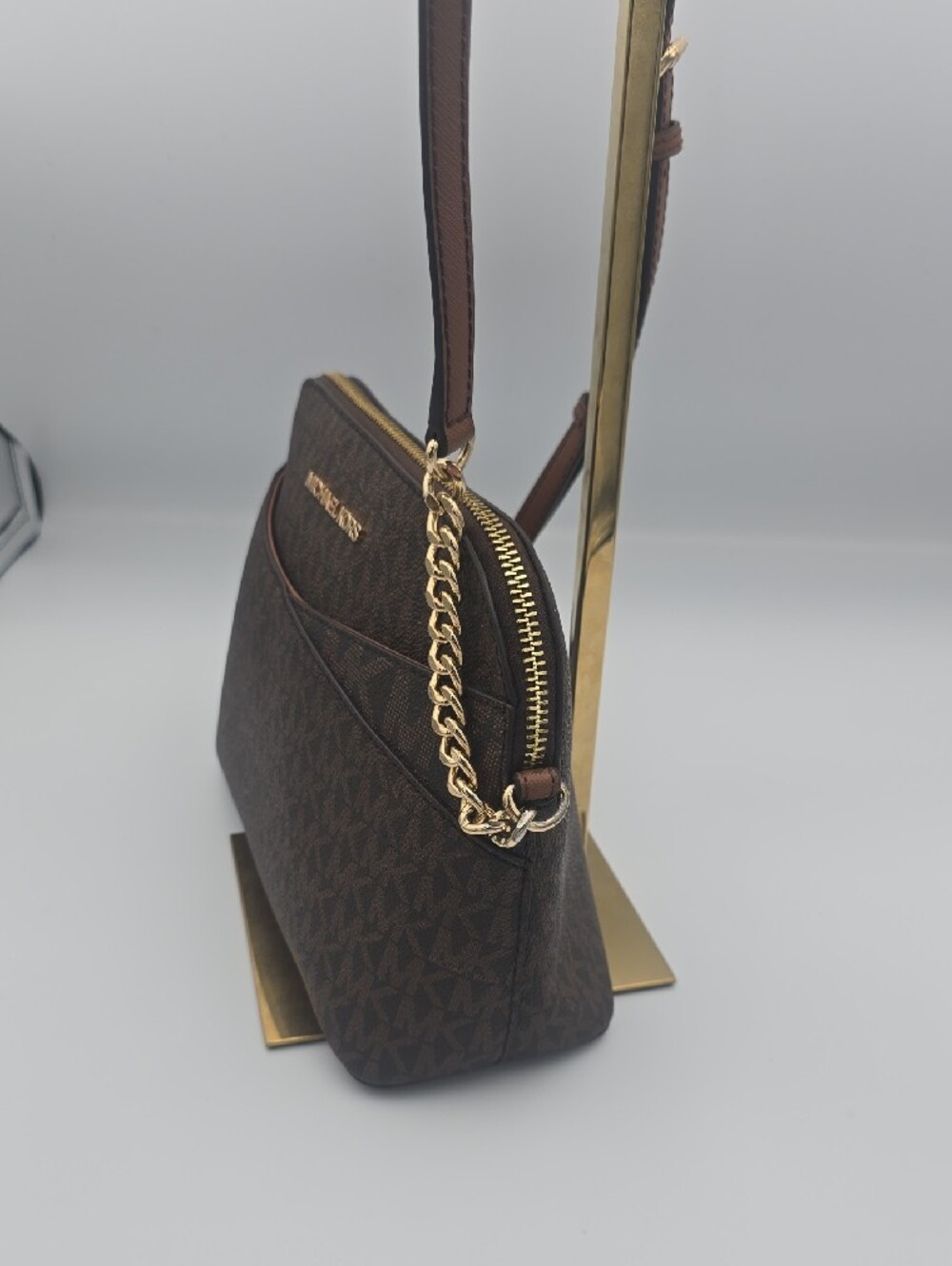 Michael Kors Brown Signature MK Dome Small Crossbody W/ Gold Chain (EUC)✨️ - Picture 9 of 14